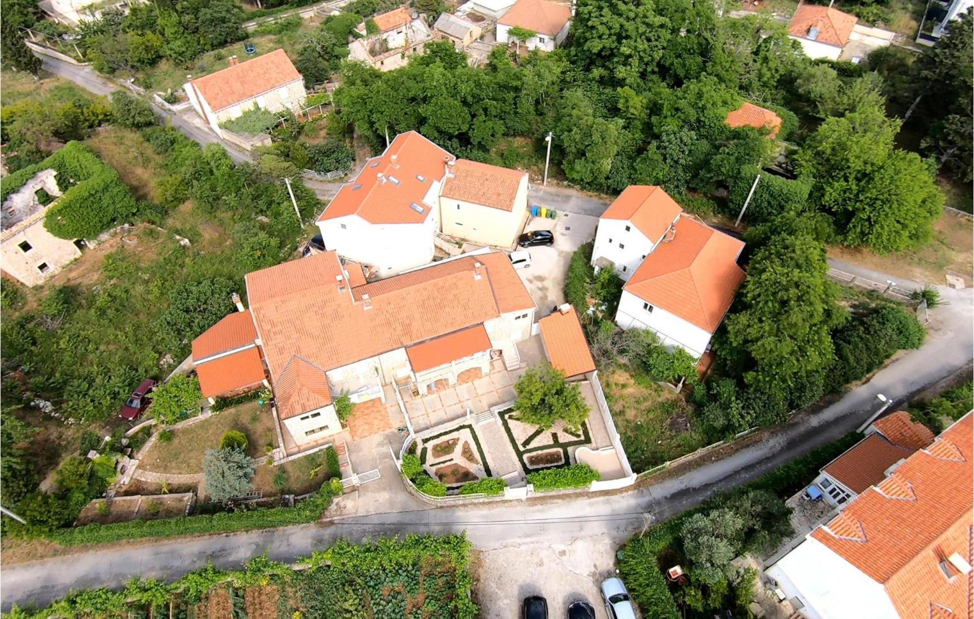 Nice Apartment In Dubrovnik With Kitchen Exterior photo